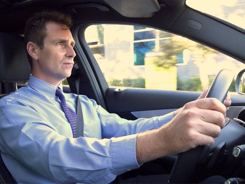 hire safe driver in dubai