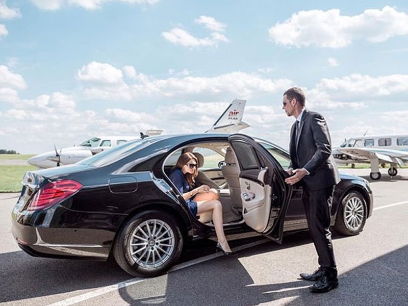 airport-transfer-driver.html